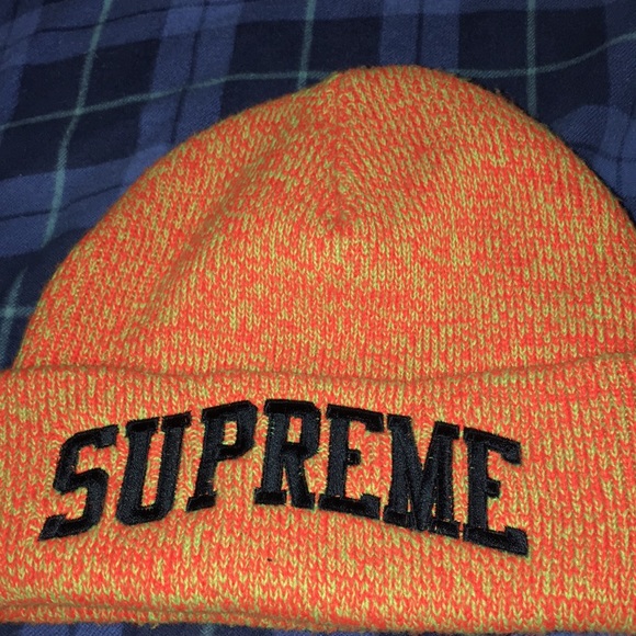 Supreme winter beanie - Picture 2 of 4